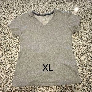 Nike Women’s V Neck Shirt